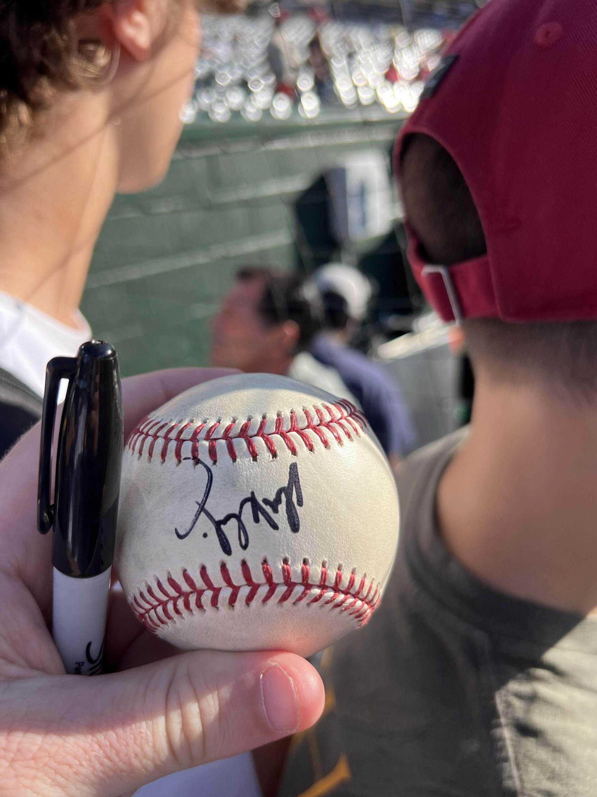 Got Gubi’s autograph before the game, what a guy