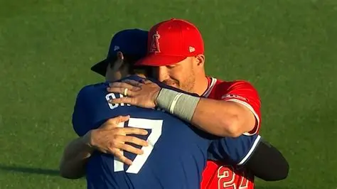I wouldn’t lie if I say that I miss seeing these two play together, it was a one-of-a kind experience.