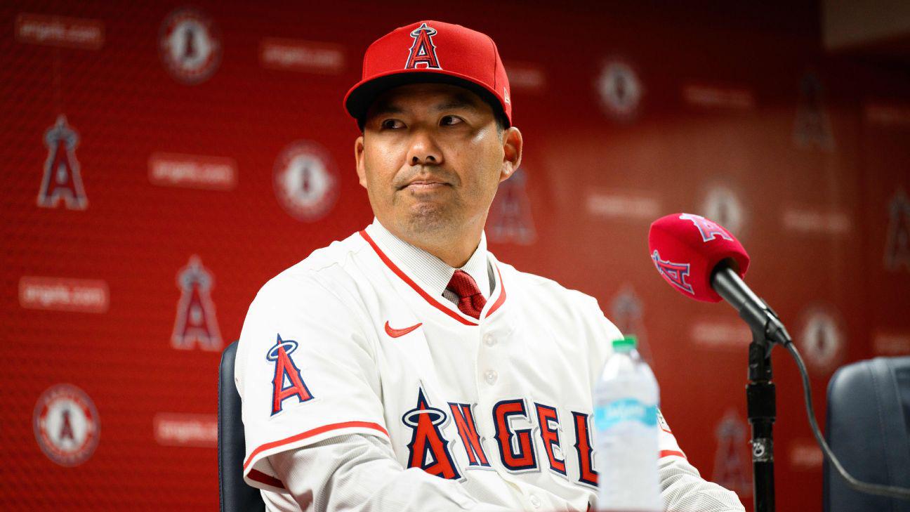 Kurt “can’t manage a bullpen” Suzuki